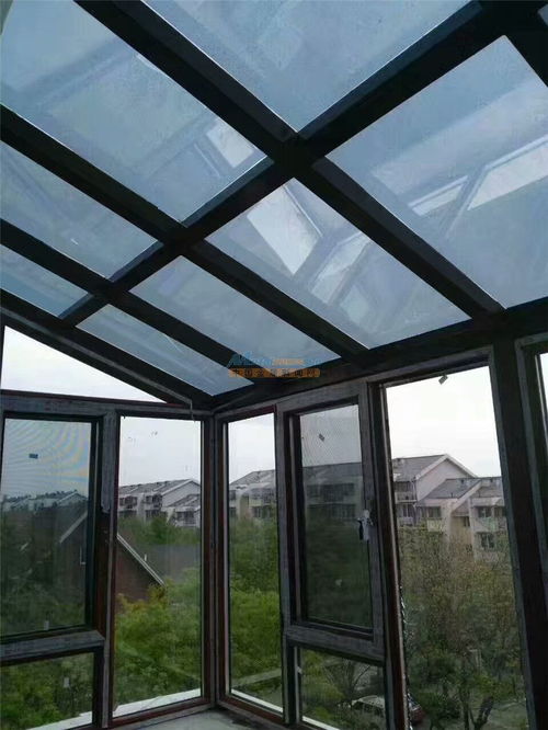 玻璃贴膜批发指南：价格、隔热防晒与防爆膜全面解析